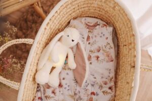 Les bienfaits du bruit blanc pour le sommeil des tout-petits